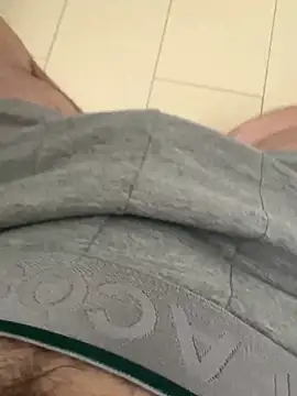 geilboy12 online show from February 2026 09:27:01 AM