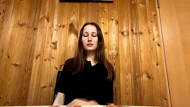 VickieKush online show from March 2026 03:08:02 PM