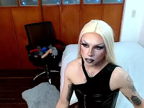 Snapshot of DanniHotBoy02 chatting on February 2026 09:55:02 PM DanniHotBoy02 online show from February 2026 09:55:02 PM