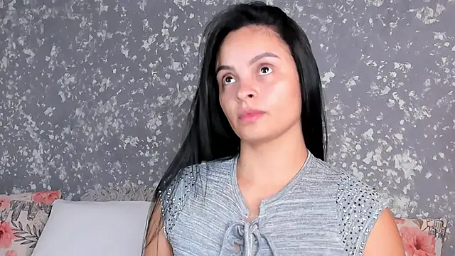 emma  summers online show from March 2026 07:57:02 PM