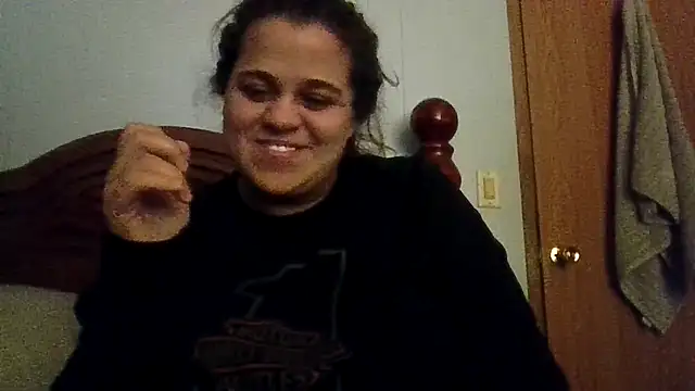 Snapshot of Celeste6969 chatting on February 2026 02:06:02 PM Celeste6969 online show from February 2026 02:06:02 PM