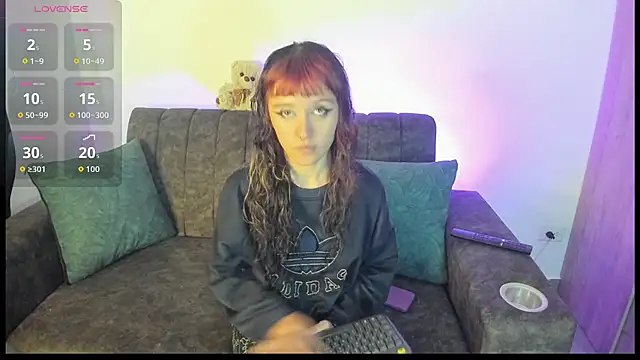 velmoon online show from March 2026 06:33:01 PM