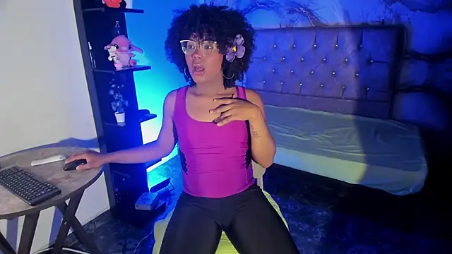 Snapshot of CataleyaMoon_ chatting on June 2026 07:40:01 PM CataleyaMoon online show from June 2026 07:40:01 PM