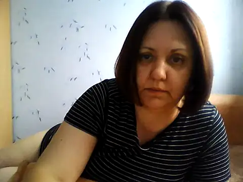 LockyCharm111 online show from July 2026 04:26:01 AM