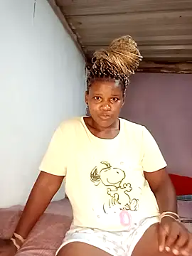 MrsTrina online show from February 2026 06:25:01 PM