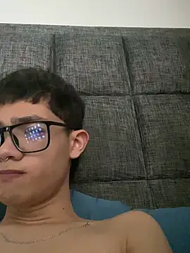 Snapshot of Santi_Princex chatting on February 2026 03:44:02 AM Santi Princex online show from February 2026 03:44:02 AM