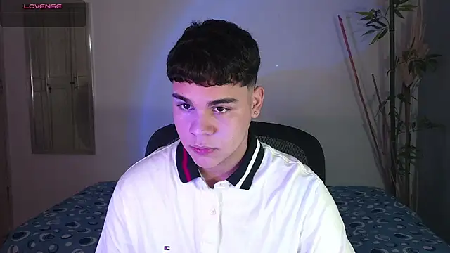 eithan jonnes online show from February 2026 07:57:02 PM