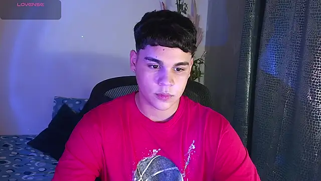 eithan jonnes online show from February 2026 09:05:02 PM