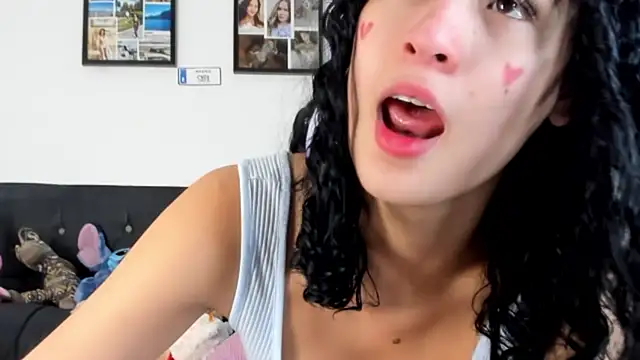 Snapshot of catalina_santana4 chatting on February 2026 03:23:01 AM catalina santana4 online show from February 2026 03:23:01 AM