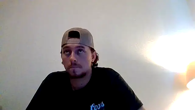 Snapshot of Tallhungandcloudy chatting on February 2026 06:48:01 PM Tallhungandcloudy online show from February 2026 06:48:01 PM