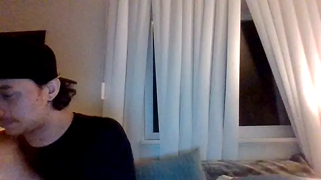 Snapshot of Tallhungandcloudy chatting on February 2026 09:54:02 AM Tallhungandcloudy online show from February 2026 09:54:02 AM