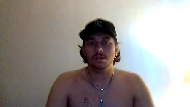 Snapshot of Tallhungandcloudy chatting on February 2026 08:53:02 PM Tallhungandcloudy online show from February 2026 08:53:02 PM