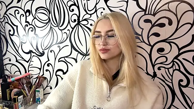 Kat Catherine online show from February 2026 07:40:01 PM