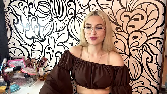 Kat Catherine online show from March 2026 10:54:02 AM