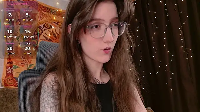 Snapshot of lolami_ chatting on March 2026 05:31:02 AM lolami online show from March 2026 05:31:02 AM