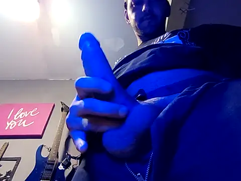 Snapshot of RodrigoAlencar chatting on March 2026 10:37:02 PM RodrigoAlencar online show from March 2026 10:37:02 PM