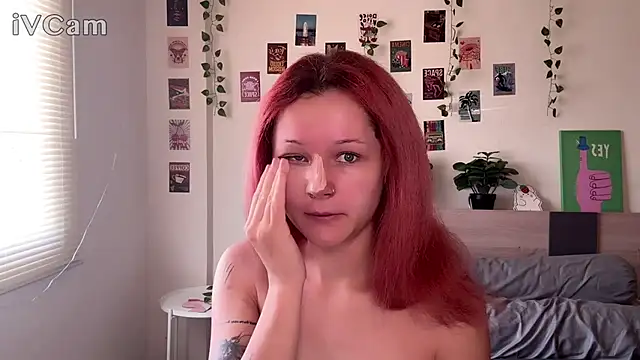 Snapshot of pixieyes00n chatting on February 2026 02:18:01 AM pixieyes00n online show from February 2026 02:18:01 AM