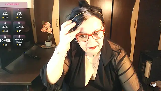 Snapshot of exiMIlf chatting on May 2026 01:19:01 PM exiMIlf online show from May 2026 01:19:01 PM