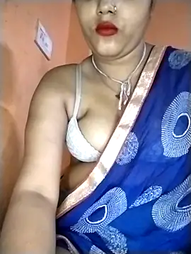 Nency Love143 online show from April 2026 09:39:33 PM