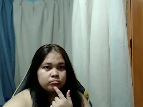Snapshot of xia_xoxo_ chatting on May 2026 12:17:01 AM xia xoxo online show from May 2026 12:17:01 AM