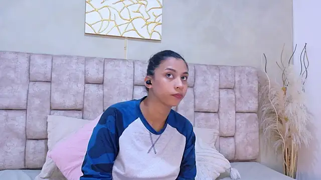 Snapshot of MelanyStone_ chatting on July 2026 02:11:01 PM MelanyStone online show from July 2026 02:11:01 PM