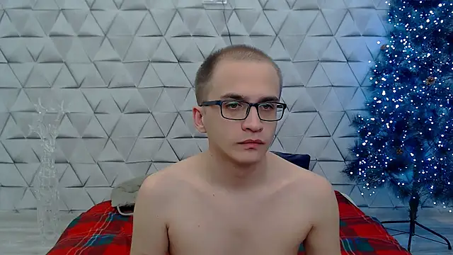 Pure Aura online show from February 2026 09:25:02 PM