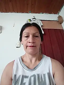 Layla Zaid online show from March 2026 12:34:01 PM