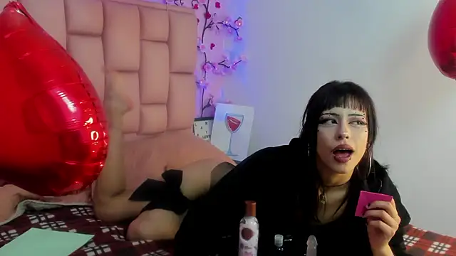 emma cg online show from February 2026 07:36:02 PM