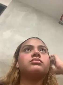 Snapshot of ayla0881 chatting on February 2026 01:53:02 PM ayla0881 online show from February 2026 01:53:02 PM