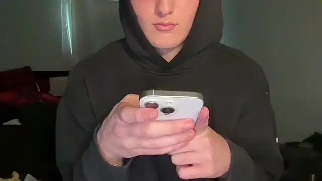 maxxboyyy online show from April 2026 05:26:02 PM