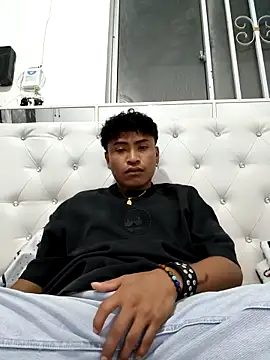 Snapshot of Emadridr chatting on March 2026 06:25:02 AM Emadridr online show from March 2026 06:25:02 AM