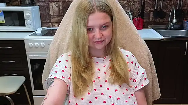 Snapshot of AnitaXVine chatting on June 2026 08:00:02 PM AnitaXVine online show from June 2026 08:00:02 PM