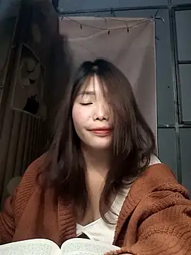 Girl-crazy1 online show from March 2026 03:48:01 PM