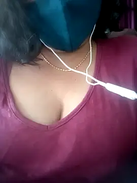 Snapshot of Mnra43 chatting on February 2026 08:43:01 AM Mnra43 online show from February 2026 08:43:01 AM