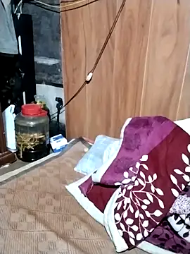 cute-shine online show from April 2026 11:02:01 PM