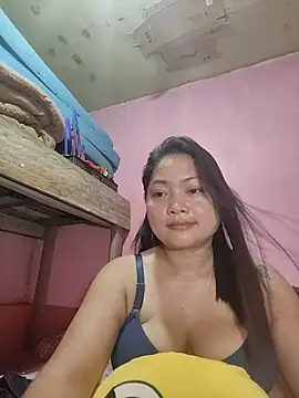 Snapshot of sweety_pie18 chatting on February 2026 12:56:01 PM sweety pie18 online show from February 2026 12:56:01 PM