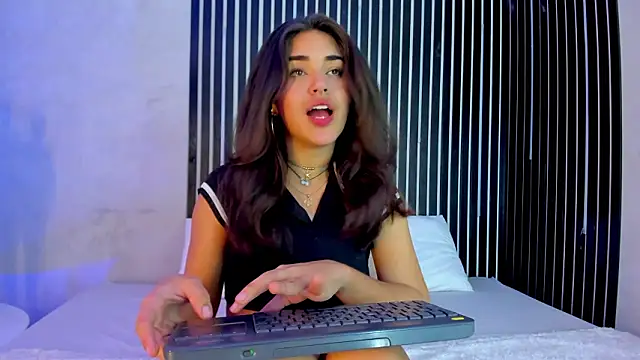 Snapshot of melodyphillips_2_ chatting on February 2026 05:16:02 AM melodyphillips 2 online show from February 2026 05:16:02 AM