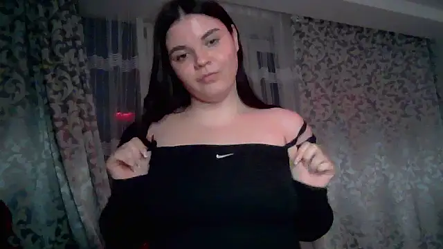 Snapshot of VictoriaPricee chatting on February 2026 03:57:01 PM VictoriaPricee online show from February 2026 03:57:01 PM