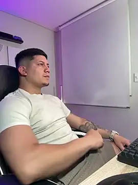  robertobaggioo online show from March 2026 05:46:02 AM