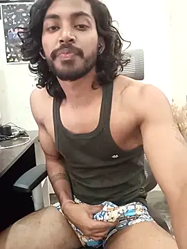 Snapshot of Yk_physique chatting on March 2026 03:07:02 PM Yk physique online show from March 2026 03:07:02 PM