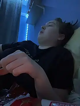 Snapshot of LixuryBaby chatting on February 2026 11:00:01 PM LixuryBaby online show from February 2026 11:00:01 PM