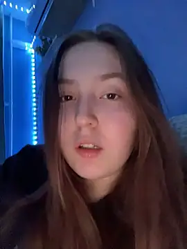 Snapshot of LixuryBaby chatting on February 2026 07:23:01 PM LixuryBaby online show from February 2026 07:23:01 PM