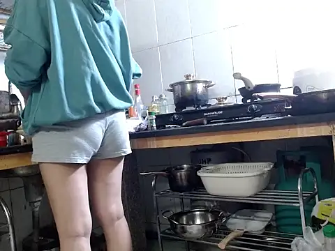 Snapshot of Mira-23 chatting on February 2026 11:08:02 AM Mira-23 online show from February 2026 11:08:02 AM