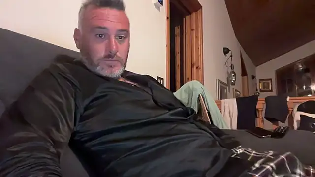 Snapshot of marcovik1 chatting on May 2026 07:31:01 PM marcovik1 online show from May 2026 07:31:01 PM