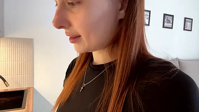 Snapshot of NyxaraBloom chatting on February 2026 09:49:01 AM NyxaraBloom online show from February 2026 09:49:01 AM