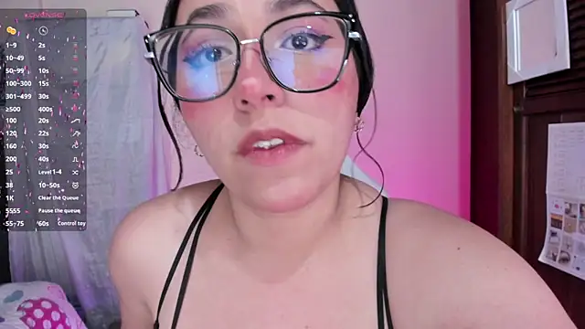 Snapshot of Hanna_Tm chatting on March 2026 02:18:02 AM Hanna Tm online show from March 2026 02:18:02 AM