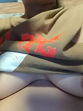 squirtshantal online show from November 2025 01:10:01 PM