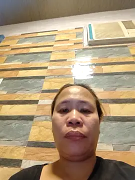 squirtshantal online show from February 2026 01:40:01 PM