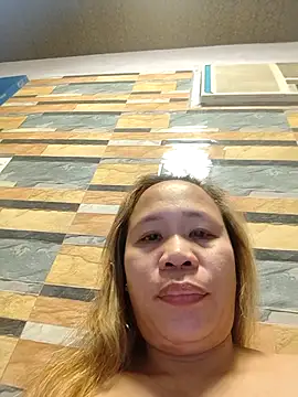 squirtshantal online show from February 2026 11:33:01 AM