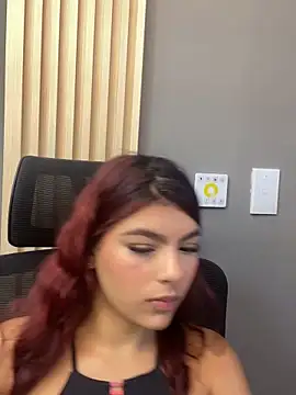 LolaSteven online show from February 2026 07:53:02 PM